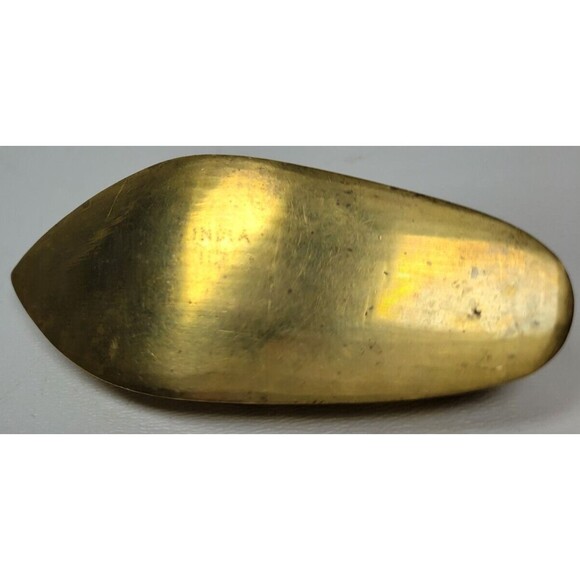 Vtg India Brass Miniature Slipper Shoe Ashtray Single Cigarette Etched Retro - Picture 5 of 5